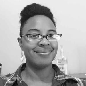 Meet your Posher, Kayela